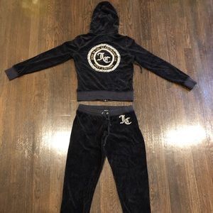 Juicy Couture Other - Fairly new Black Velour Juicy Couture Sweatsuit Juicy Couture Other - Fairly new Black Velour Juicy Couture Sweatsuit
